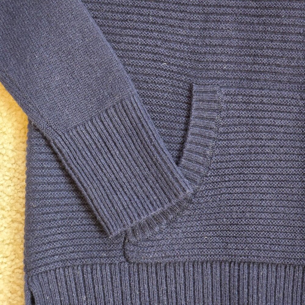 NWOT Oversized 100% Cashmere Hoodie Athleta - Picture 12 of 13